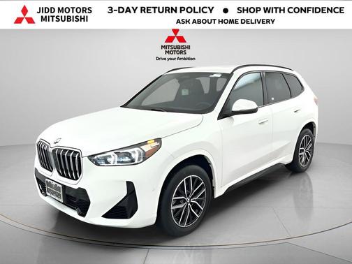 Alpine White 2025 BMW X1 xDrive28i