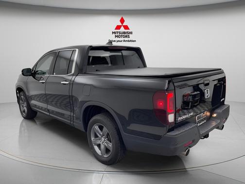Crystal Black Pearl 2022 Honda Ridgeline RTL-E