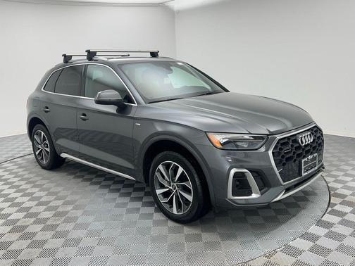 2022 Audi Q5 45 S line Premium