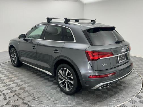 2022 Audi Q5 45 S line Premium