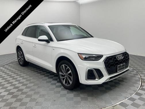 2023 Audi Q5 45 S line Premium Plus