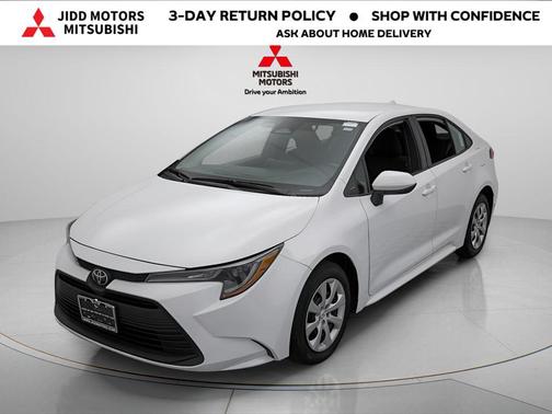 Ice Cap 2024 Toyota Corolla LE