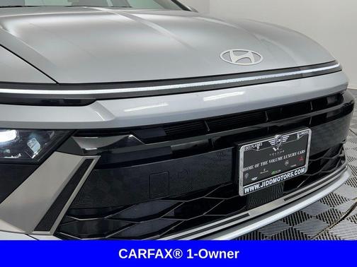 Aero Silver 2025 Hyundai SONATA SEL