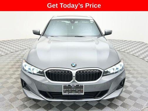 2025 BMW 330 i xDrive