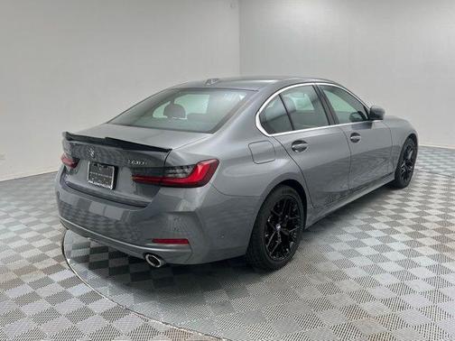 2025 BMW 330 i xDrive