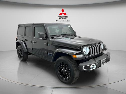 Black Clearcoat 2025 Jeep Wrangler 4xe Sahara