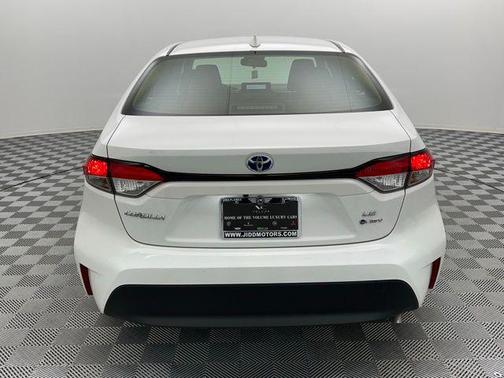 2025 Toyota Corolla Hybrid SE