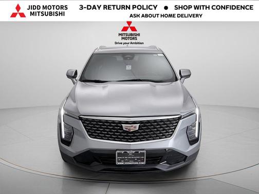 Argent Silver Metallic 2024 Cadillac XT4 Premium Luxury