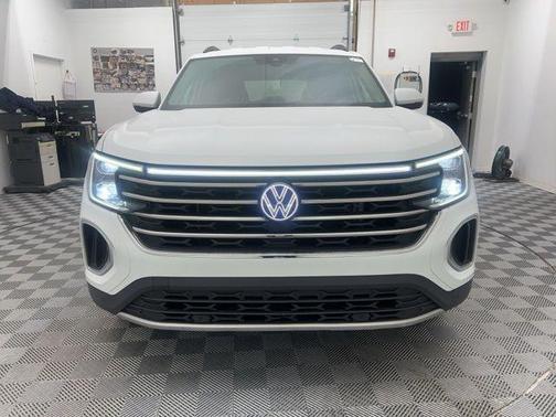 2024 Volkswagen Atlas 2.0T SE w/Technology 4MOTION