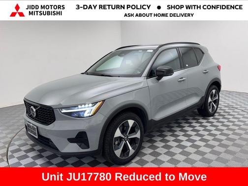 2024 Volvo XC40 B5 Core Bright Theme