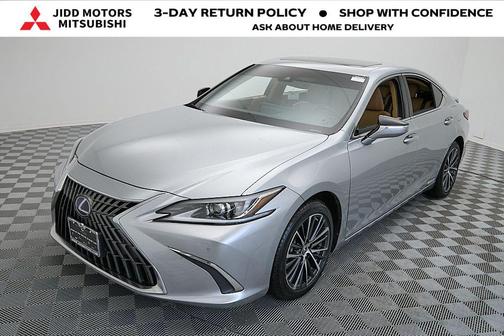 2022 Lexus ES 300h Base
