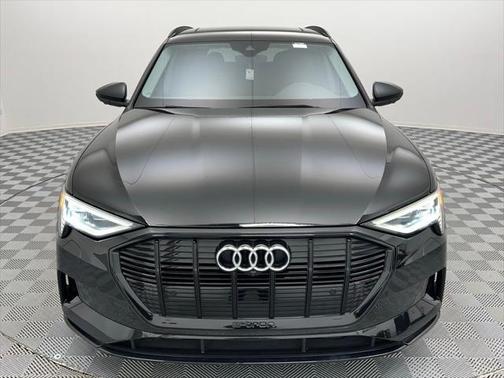 2021 Audi e-tron Premium