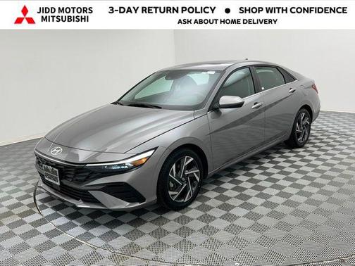 2025 Hyundai ELANTRA SEL