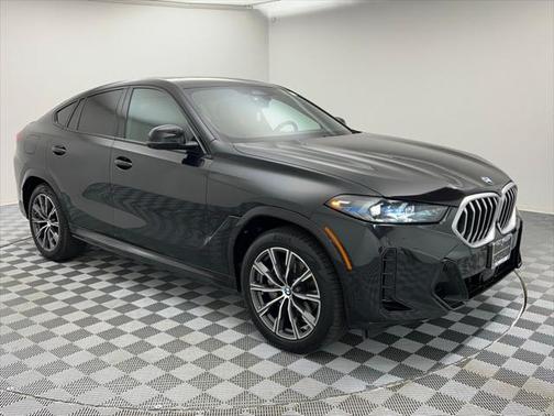 2025 BMW X6 xDrive40i