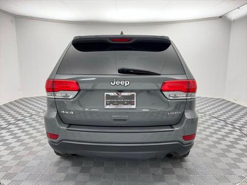 2019 Jeep Grand Cherokee Laredo