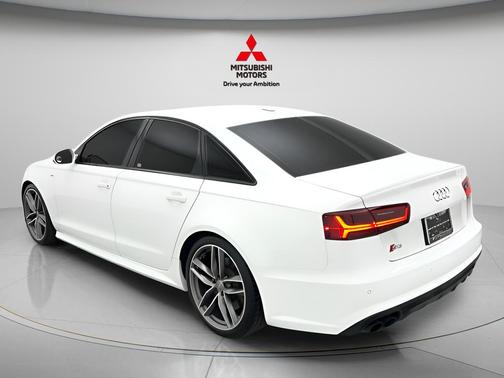 White 2016 Audi S6 4.0T