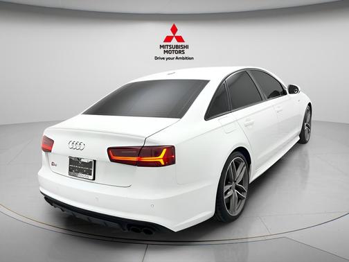White 2016 Audi S6 4.0T