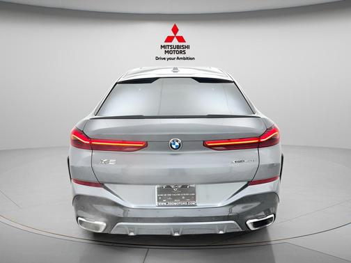 Gray 2025 BMW X6 xDrive40i