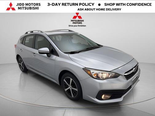 Ice Silver Metallic 2022 Subaru Impreza Premium