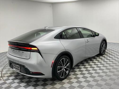2024 Toyota Prius XLE