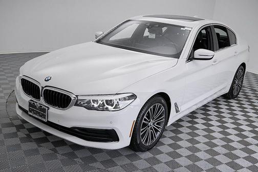 2019 BMW 530 530i