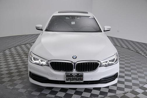 2019 BMW 530 530i
