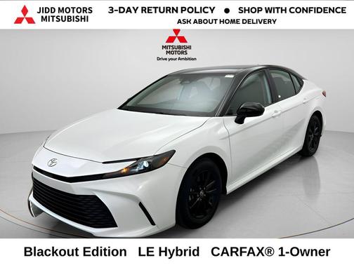 Ice Cap 2025 Toyota Camry LE
