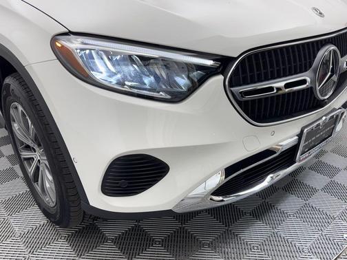 2024 Mercedes-Benz GLC 300 4MATIC