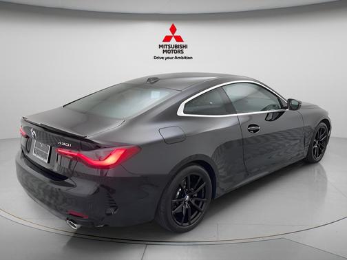 Black Sapphire Metallic 2026 BMW 430 i xDrive