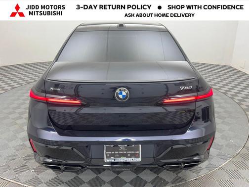 Carbon Black Metallic 2023 BMW 760 i xDrive