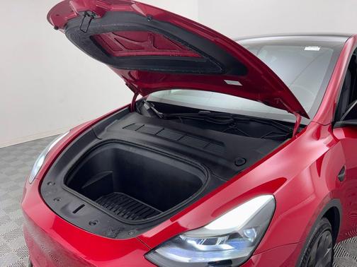 2022 Tesla Model Y Performance Dual Motor All-Wheel Drive