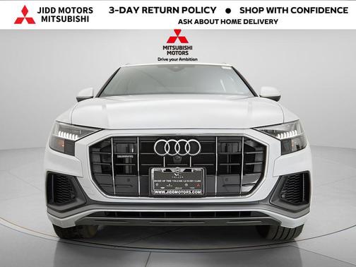Glacier White Metallic 2023 Audi Q8 55 Premium Plus