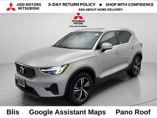 2024 Volvo XC40 B5 Core Bright Theme