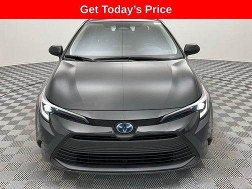 2025 Toyota Corolla Hybrid SE