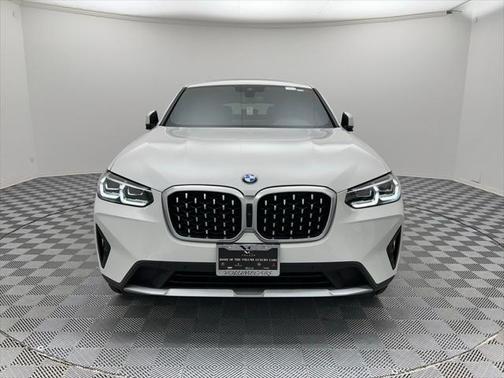2024 BMW X4 xDrive30i