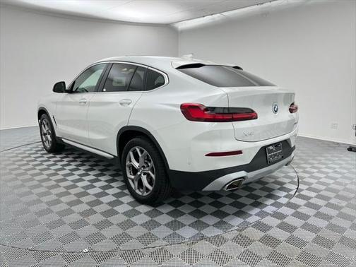 2024 BMW X4 xDrive30i
