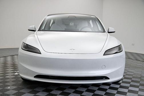2025 Tesla Model 3 Long Range