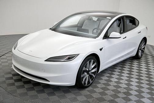 2025 Tesla Model 3 Long Range