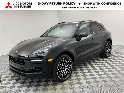 2022 Porsche Macan Base