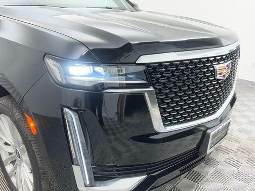 2024 Cadillac Escalade ESV Luxury