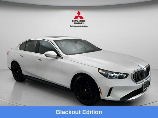 White 2025 BMW 530 i xDrive