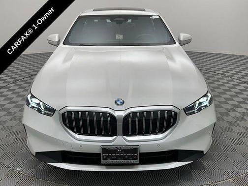 2025 BMW 530 i xDrive