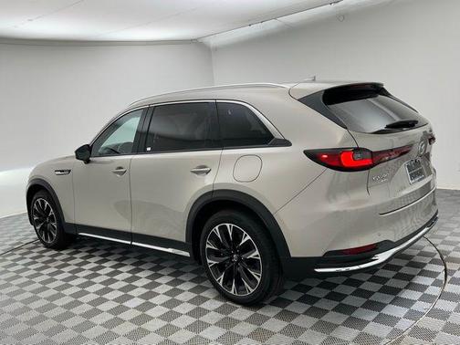 2024 Mazda CX-90 PHEV Premium