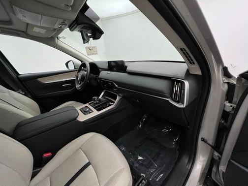 2024 Mazda CX-90 PHEV Premium