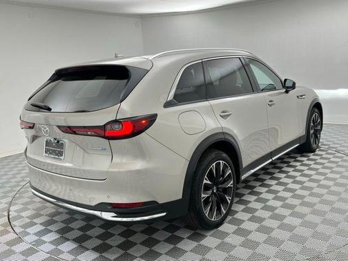 2024 Mazda CX-90 PHEV Premium