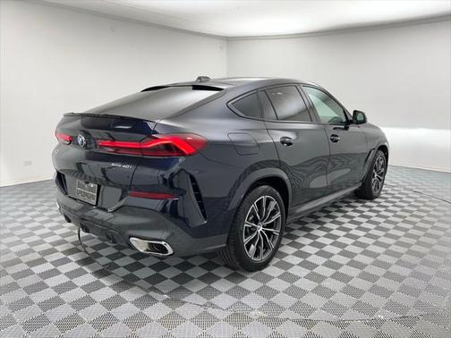 2025 BMW X6 xDrive40i