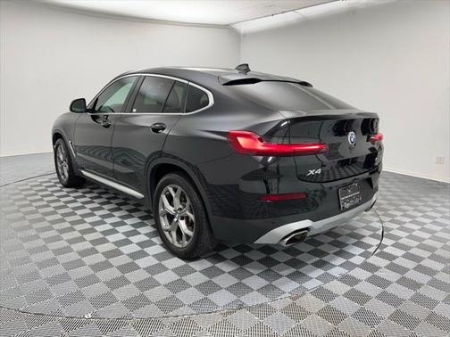 2024 BMW X4 xDrive30i