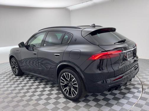 2023 Maserati Grecale Modena