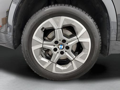 Black 2024 BMW X1 xDrive28i