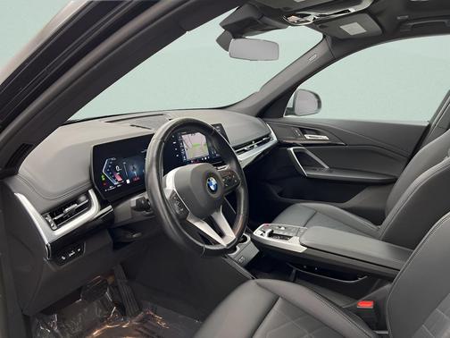 Black 2024 BMW X1 xDrive28i